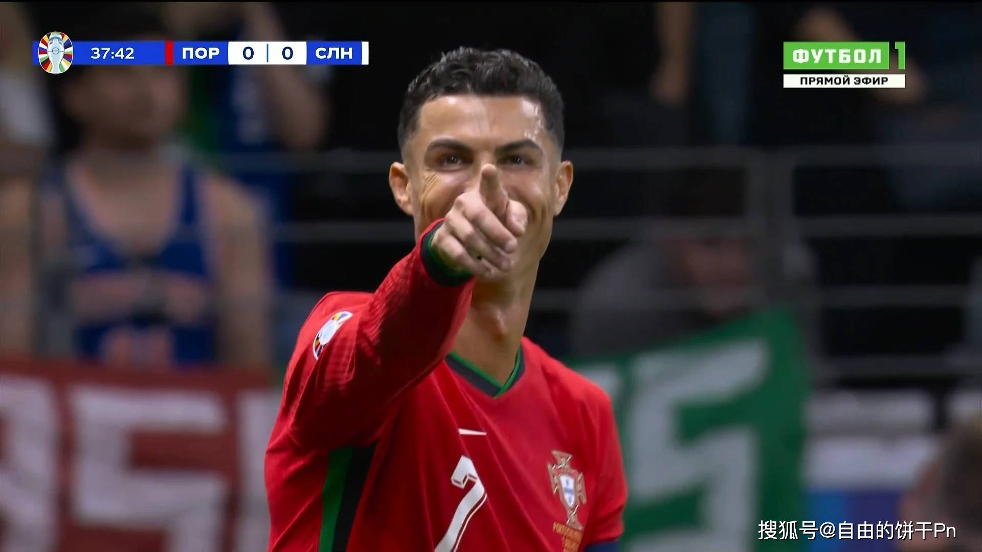 九游娱乐官网-C罗迎来七赛季出色发挥，瑞士队观众热烈欢呼！热度持续攀升的简单介绍